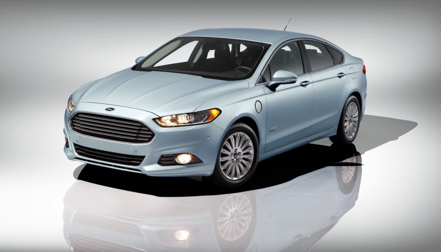  Ford Fusion 2013 года  (US) (фото 57 из 202)